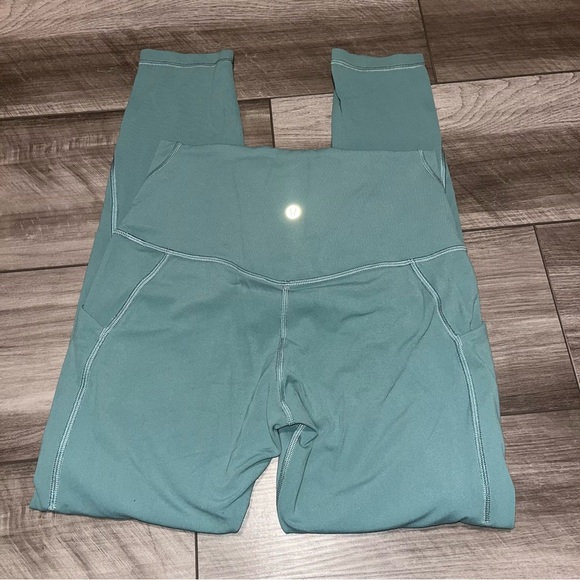 Lululemon Align High Rise Pant with Pockets 25", Size 6 - Picture 4 of 8